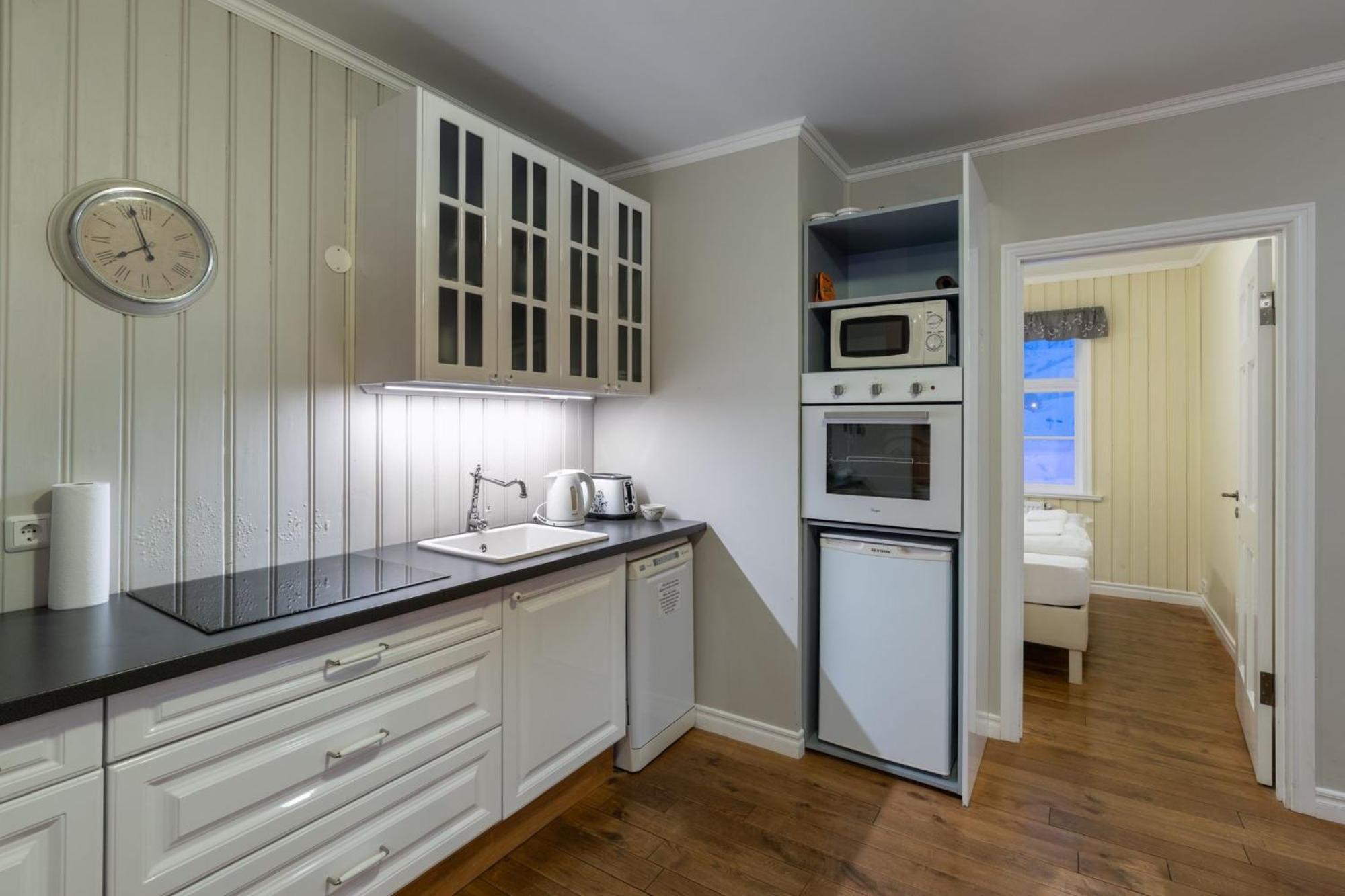 Lonsleira Apartments Сейдисфьордюр Экстерьер фото