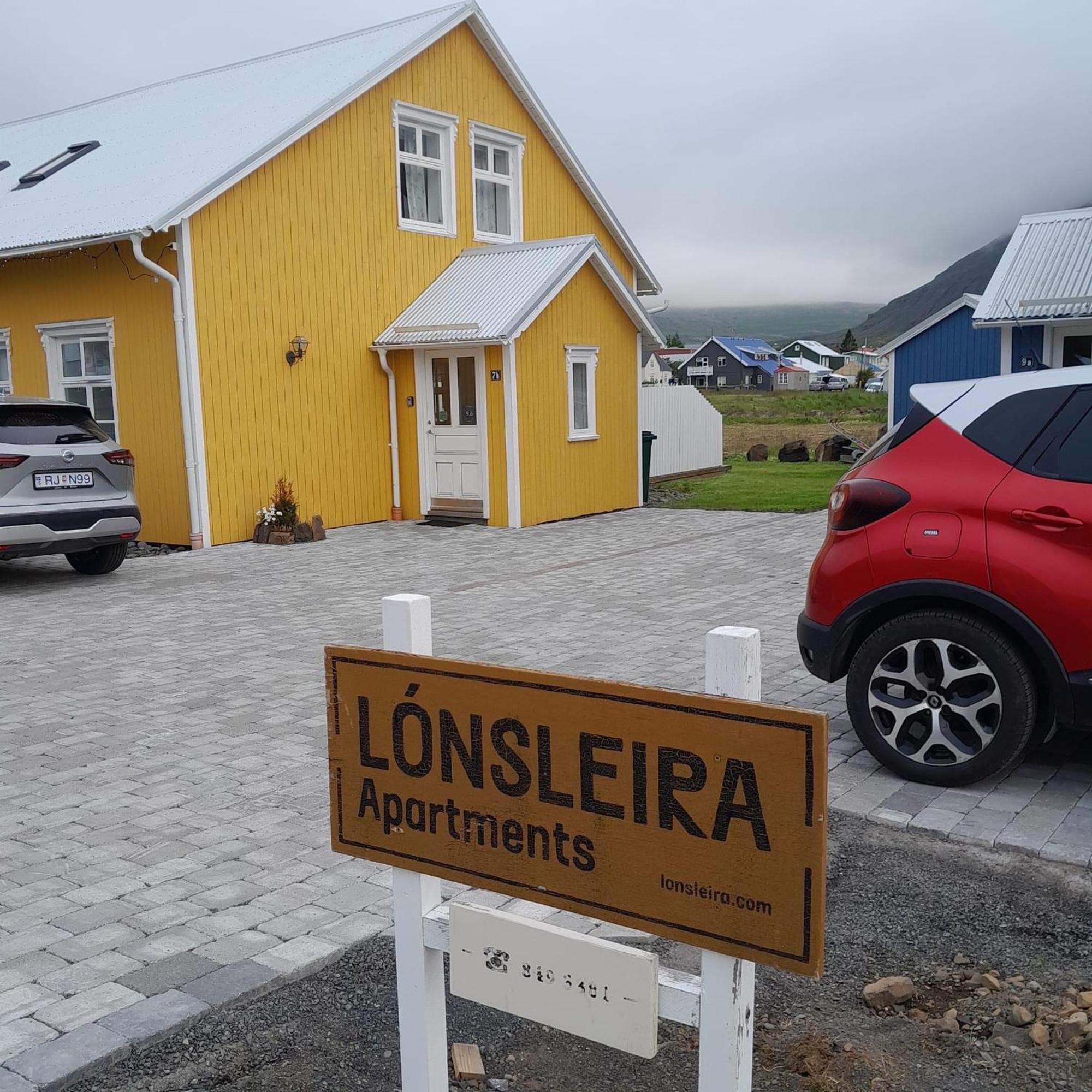 Lonsleira Apartments Сейдисфьордюр Экстерьер фото