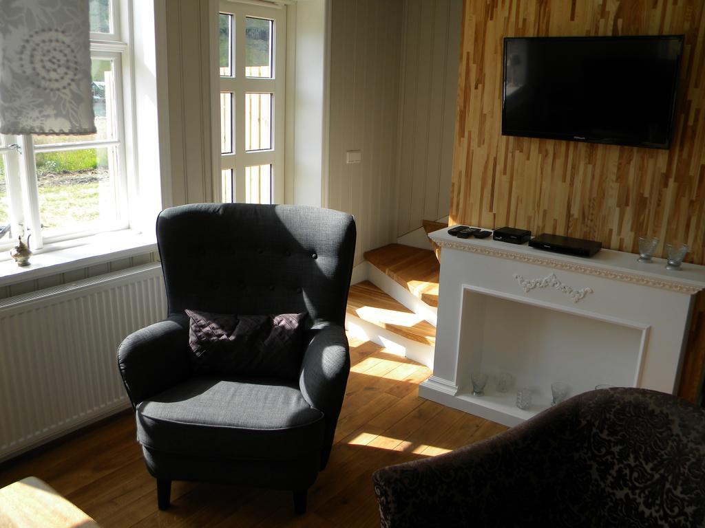 Lonsleira Apartments Сейдисфьордюр Экстерьер фото