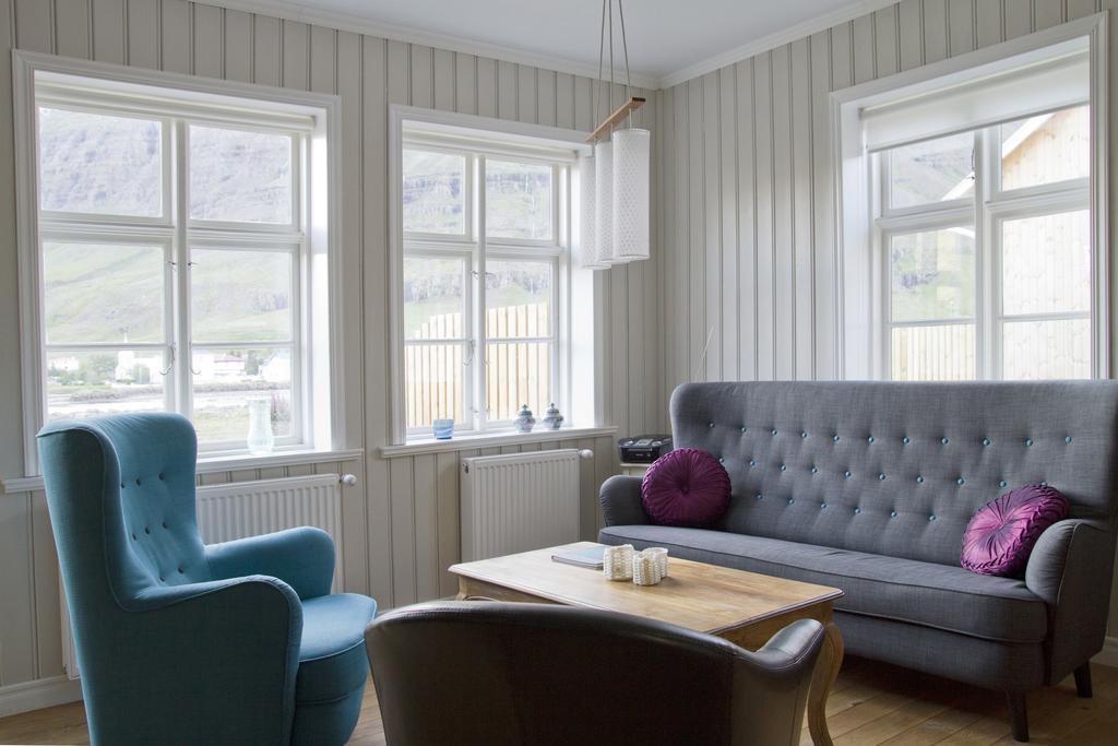 Lonsleira Apartments Сейдисфьордюр Экстерьер фото